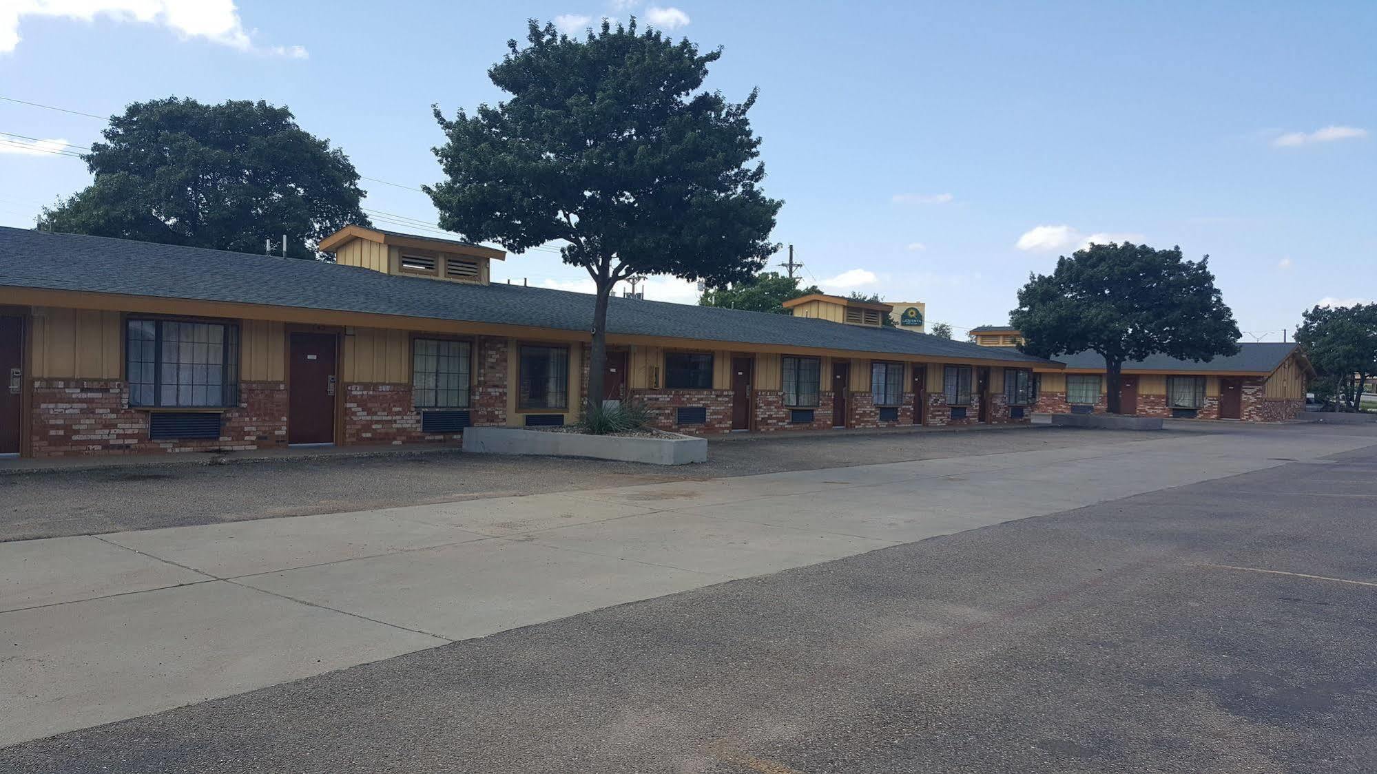 Stadium Motel Lubbock Exterior photo